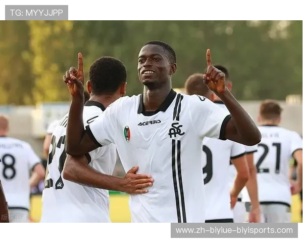 阿迪达斯赞助的意甲球队有哪些品牌故事